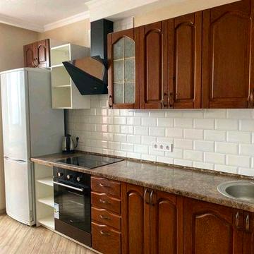 Сдам 1ком ЖК Вернисаж/ Костанди 162/ Королева