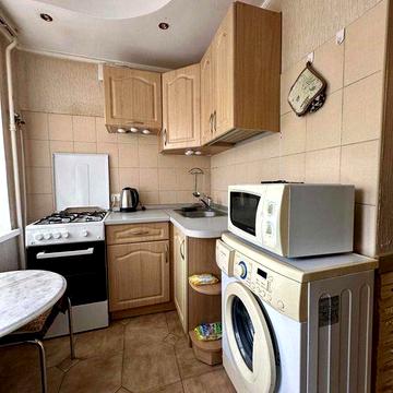 м Дарниця 2хв, Газ, низький поверх, Вінстона Черчиля25, затишна 1к, є відеоогляд