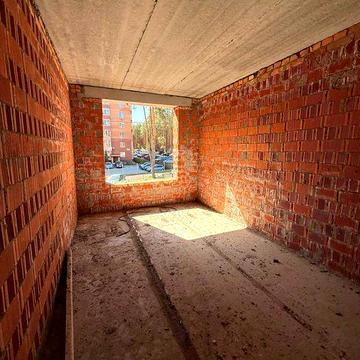 Продаж однокімнатної квартири без ремонту. Без %.