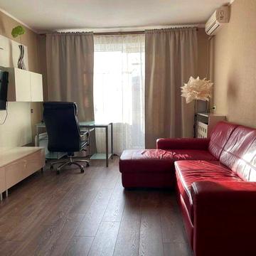 Здається в оренду затишна 1-кімнатна квартира в самому центрі міста, на тихій вулиці Гоголя