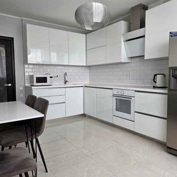 Двокімнатна . ЖК Венеція.  вул. Степана Рудницького 19/14.  метро «Іподром» 10 хв пішки  29000 грн.