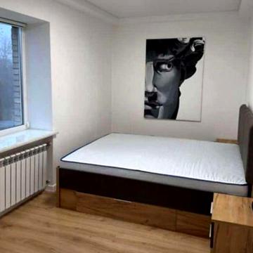 Здается 2-кімн квартира на вул.Квартальна 17