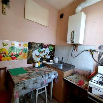 Петра Калнишевського вул. (Харитонова), 16