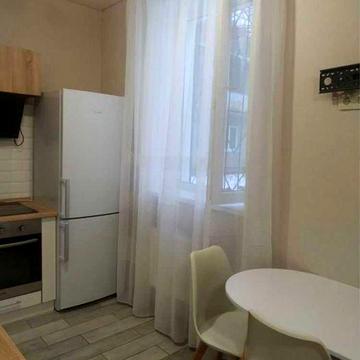 Продам 1-комн квартиру-студию  Одесская, площадь 25/6 Дом 2016 г, ЖК "Сирень", ремонт, мебель и техника остаются, Рядом рынок