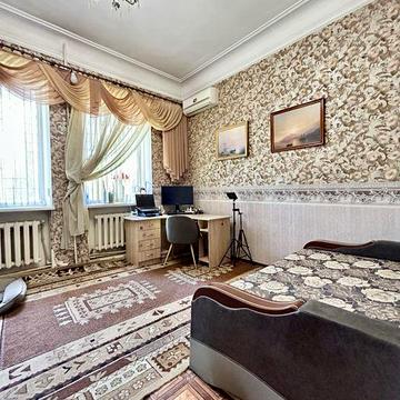 Двокімнатна квартира з автономним опаленням