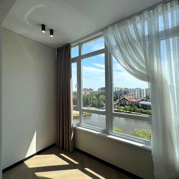 Приозерна вул., 32