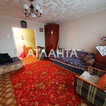 Двухкомнатная квартира возле моря