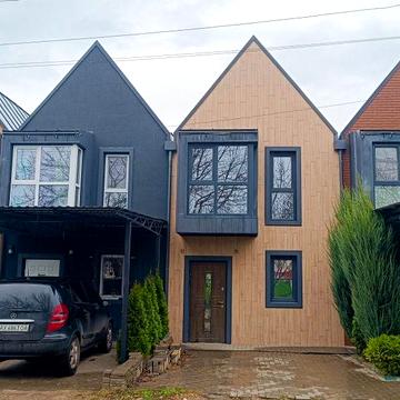 Продам двоповерховий таунхаус в Чугуєві