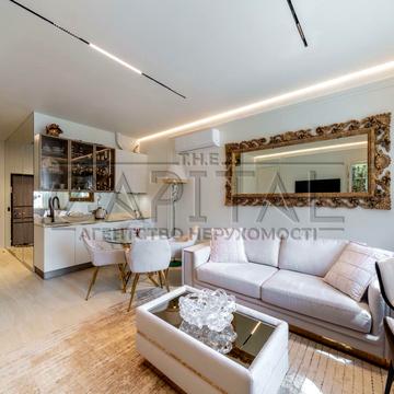 Андрія Верхогляда вул. (Михайла Драгомирова), 14-А