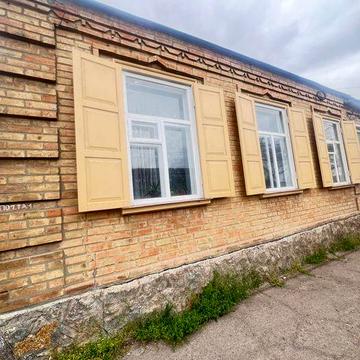 Продам пів будинку в центральній часині міста