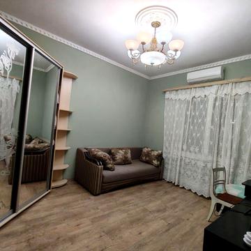 Зарічна вул., 6