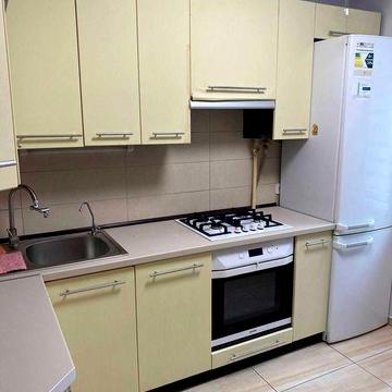 Здається в довгострокову оренду 2-кімнатна квартира по вул. Величковського, 34