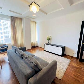 Аренда  на 1-2 мес !  Аркадия Большая евро2шка , балкон.ВАРИАНТЫ!