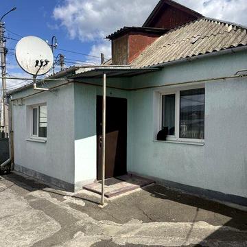 Продам будинок на заріччі