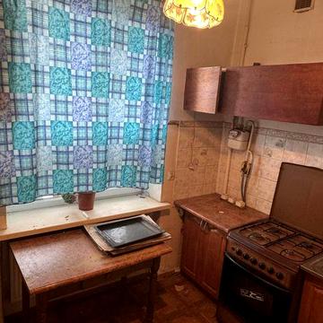 Продаж 3-ої квартири з автономним опаленням