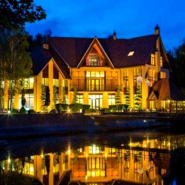 Продаж ексклюзивна резеденція з власним озером 1000м2, вул. Лісова, Романків, ділянка 1 гектар