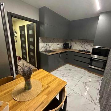 ТЕРМІНОВО! Стильна 2-к квартира з ремонтом і меблями. Можна по держ. програмах