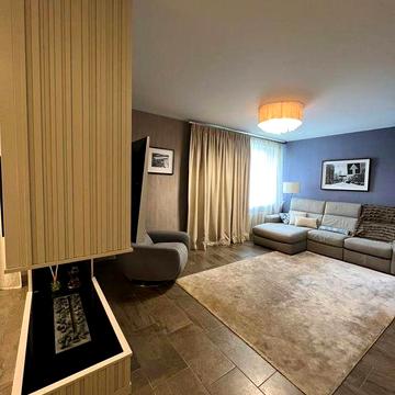 Власник. Трикімнатна ЖК "Озерні зорі"сумського 3-Г. ГЕНЕРАТОР ЖК "Озерні зорі"