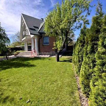 У продажу шикарний Будинок Євроремонт 135000$