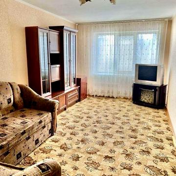 Вільна з 01.05! 2 кімнатна кв вул. Бочарова