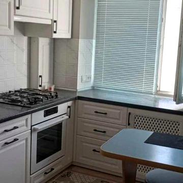 Сдаю 2 ком кв. в Корабельном р-не. ул Ольжича.