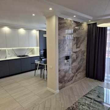 Продаж  3 кімнатного пенхауса