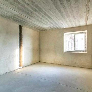 Продаж 1-кімнатної квартири в центрі міста з гарним видом