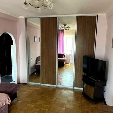 Оренда 1-кімнатної квартири -  Воскресенський проспект. Метро 10 хв.