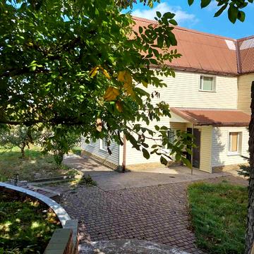 Броньова вул., 111