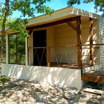 Дачний будинок(утеплений)+5 сотих землі, передмістя Івано-Франківськ.