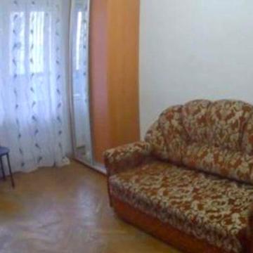 1кімнатна троєщина радянська 36-5 поверх