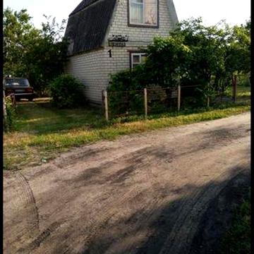 ..       . Дача     за містом