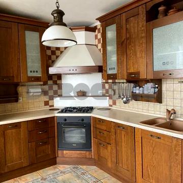 Продаж   3-кім. кв-ри   81.5 м2  у м.Вишневе   по вул.  Південна 17