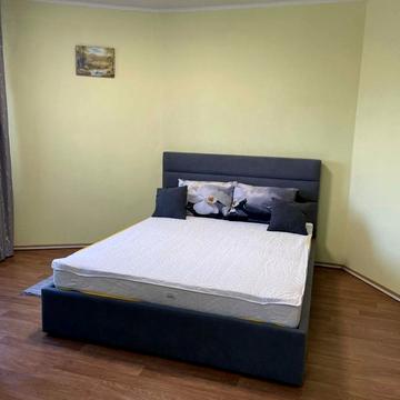 Самійла Кішки вул. (Маршала Конєва), 5-Д