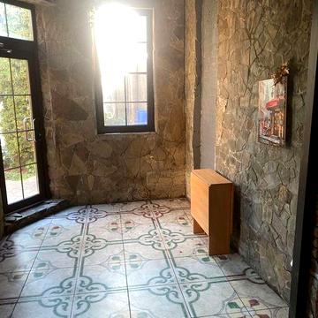 Сдам свое! помещение 90кв. в центре с двориком, Сдам дом. Сдам жилье.