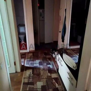 Продам 2-кімнатну квартиру на ж/м Червоний Камінь