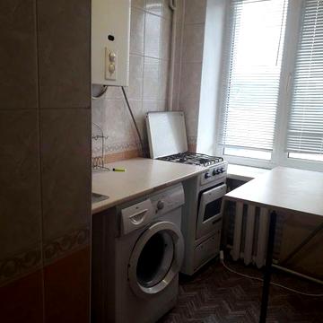 Здам 1 к-ну квартиру. Центр.