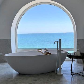 Продам дом с ремонтом в элитном ЖК " Сосновый берег "