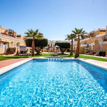 Приватний будинок на узбережжі Іспанії (La Zenia, Orihuela)