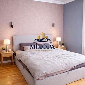 Продаж великої дворівневої квартири в Боздоші