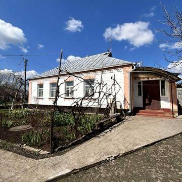 Продаж будинку!смт Рокитне!Київська обл