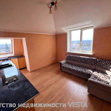 Продам 2-х кімнатну квартиру Щасливе (центр)