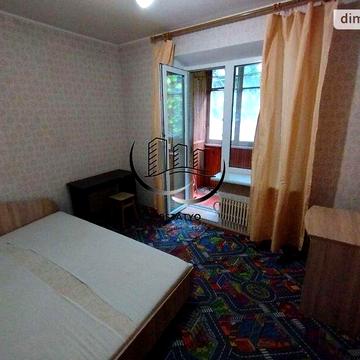 Довгострокова оренда 4к Квартира Валентинівська вулиця