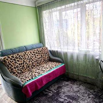 Здається двох кімнатна квартира на розі вулиць  Проспект перемоги -Головна