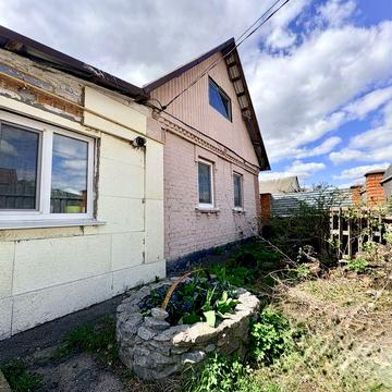 Продам будинок в районі Заріччя, 10 хвилин ходьби від центру міста.