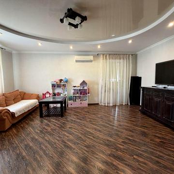 Продам 2-хкімнатну СНАУ ЖК Helena