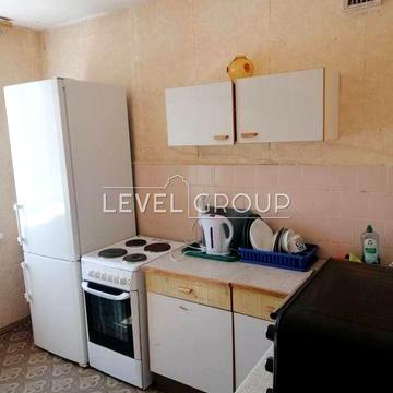 Швидко продам 1-к біля парку і озера вул.Драгоманова,31 м.Позняки 3-хв