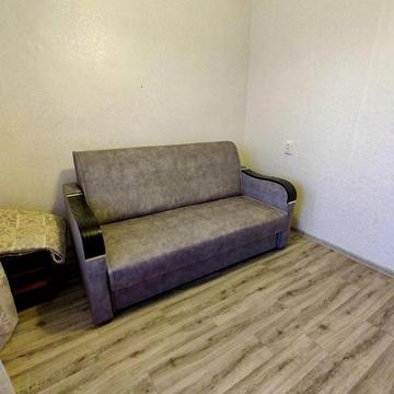 Набережна Перемоги вул., 118