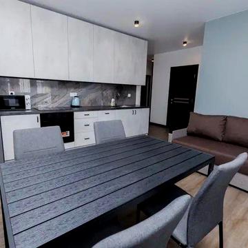 Здам квартиру в оренду на місяць два від власника.Маклерам не дзвонити