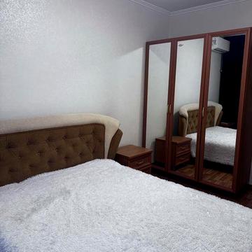 Продам 2 км. квартиру Левый Берег 4 мкр.